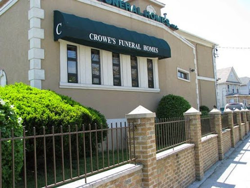 Crowe's Funeral Homes